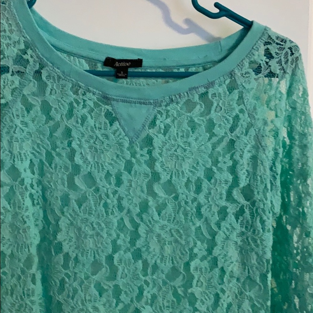 Lace Blouse - Picture 4 of 7